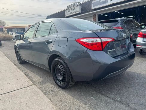 Used 2016 Toyota Corolla LE FWD image 7