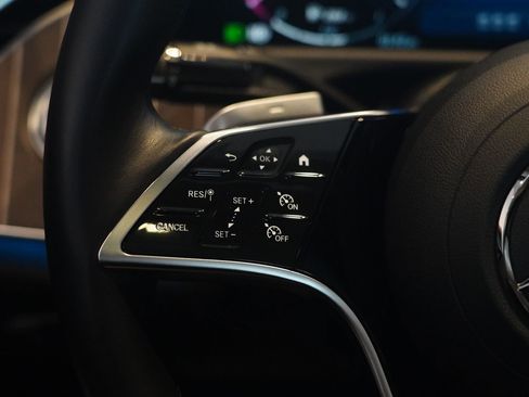 Used 2025 Mercedes-Benz E 350 E 350 image 17