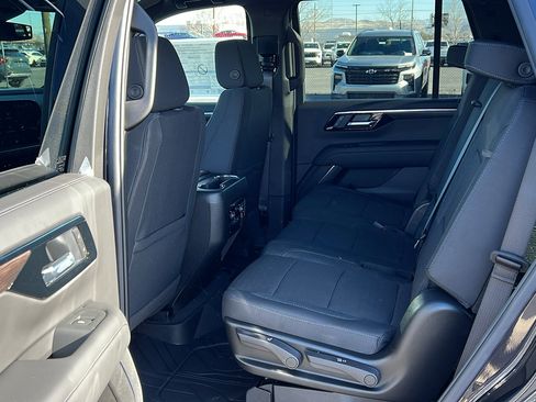 New 2026 Chevrolet Tahoe LS w/ LPO, Get Active Package AWD/4WD image 13