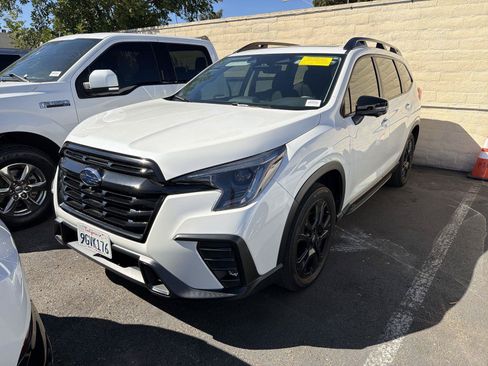Used 2023 Subaru Ascent Onyx Edition Limited AWD/4WD image 2