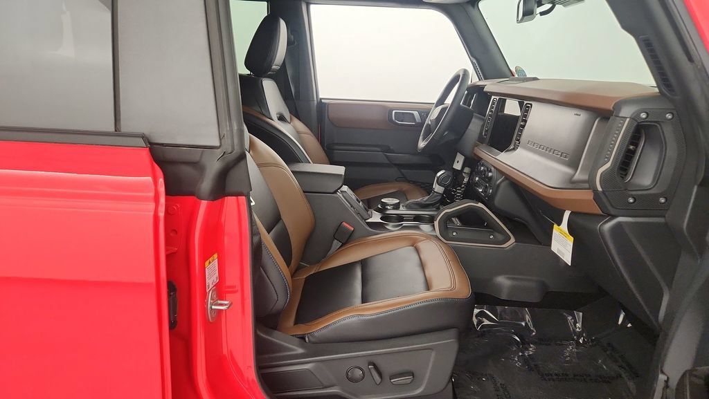 New 2024 Ford Bronco Outer Banks AWD/4WD image 34