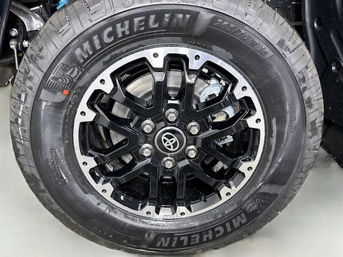 New 2025 Toyota Tundra SR5 w/ TRD Off-Road Premium Package AWD/4WD image 11