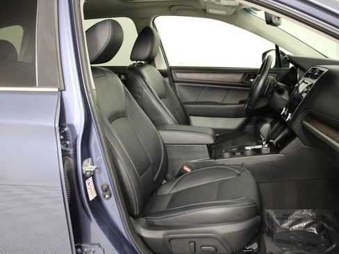 Used 2018 Subaru Outback 3.6R Limited image 29