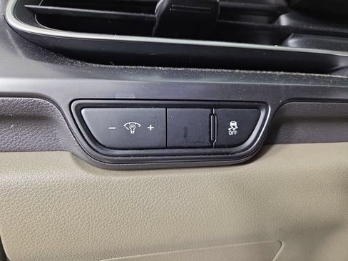 Certified 2025 Kia Carnival FWD image 27