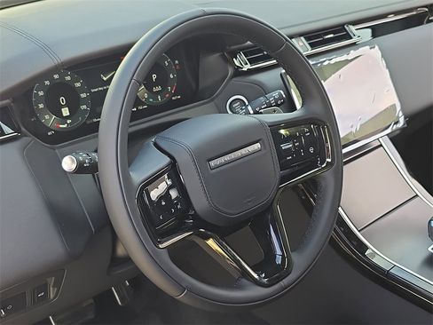 New 2026 Land Rover Range Rover Velar Dynamic SE image 16