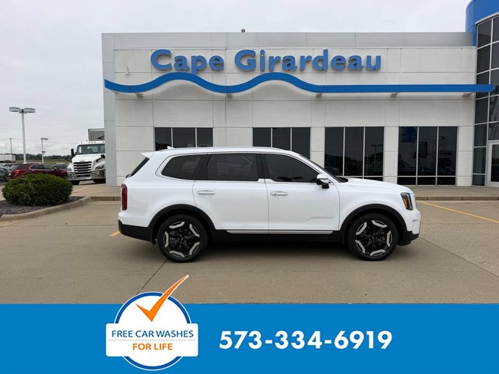 Used 2024 Kia Telluride S w/ S Sunroof Package AWD/4WD image 1