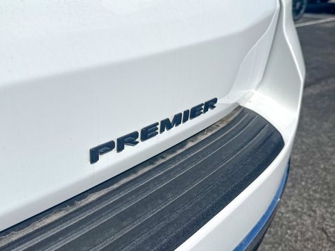 Certified 2022 Chevrolet Tahoe Premier AWD/4WD image 12