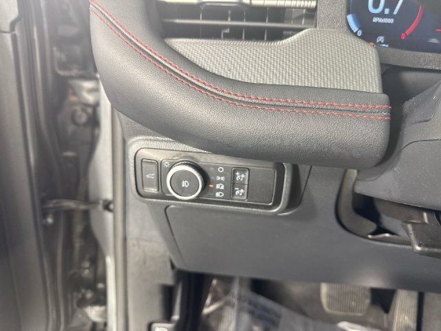 Used 2026 Ford Explorer ST-Line AWD/4WD image 16