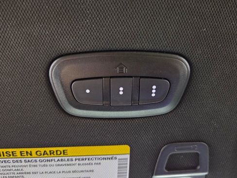 Used 2023 Jeep Grand Cherokee L Limited w/ Luxury Tech Group II image 30