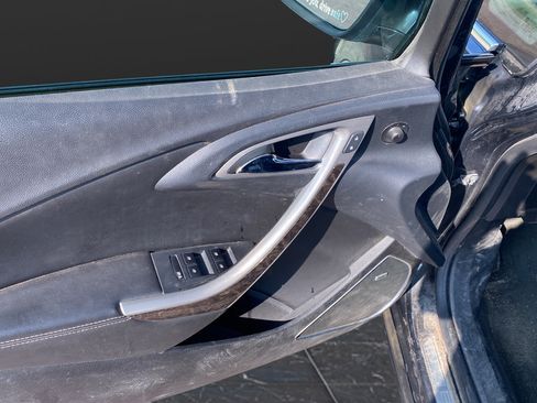 Used 2014 Buick Verano Leather FWD image 12