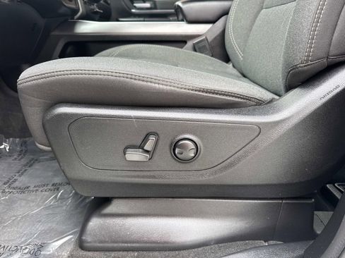 Used 2022 RAM 1500 Big Horn RWD image 16