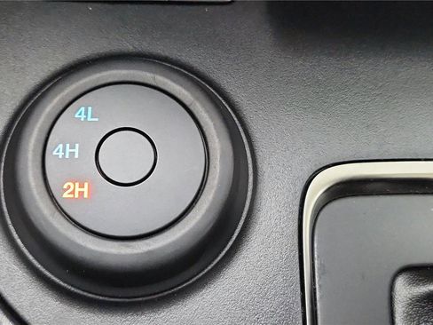 Used 2023 Ford Ranger Lariat w/ Technology Package image 39