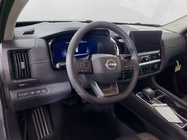 New 2026 Nissan Pathfinder Platinum w/ Cargo Package FWD image 7