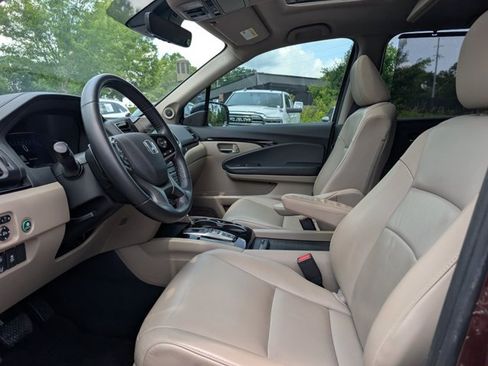 Used 2020 Honda Pilot Touring image 19