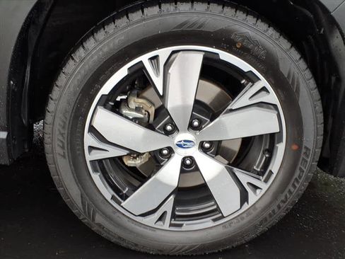 Used 2020 Subaru Forester Touring image 9