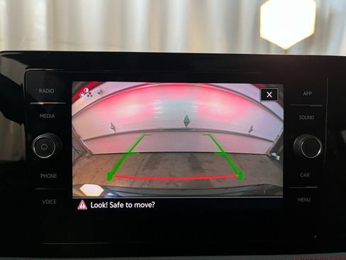 Certified 2025 Volkswagen Jetta GLI Autobahn w/ GLI Black Package image 18