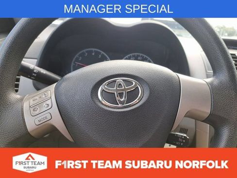 Used 2013 Toyota Corolla LE image 12