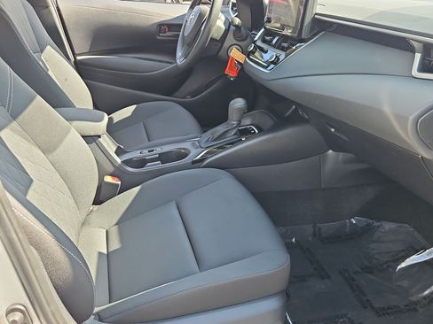 Used 2026 Toyota Corolla LE FWD image 25