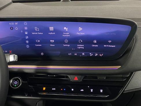 Certified 2025 Buick Envision Sport Touring image 21