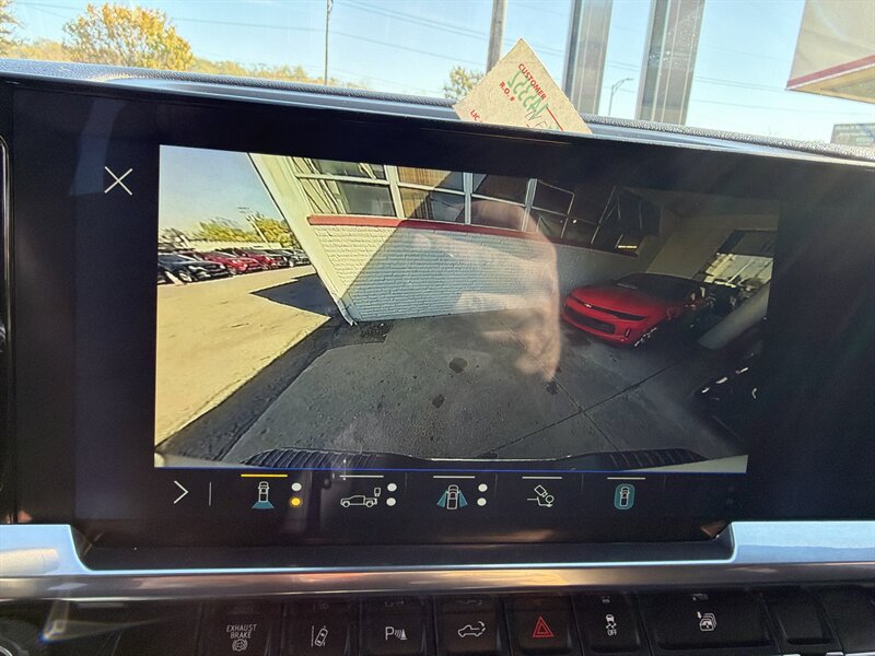 Used 2025 Chevrolet Silverado 3500 LT w/ Safety Package AWD/4WD image 18