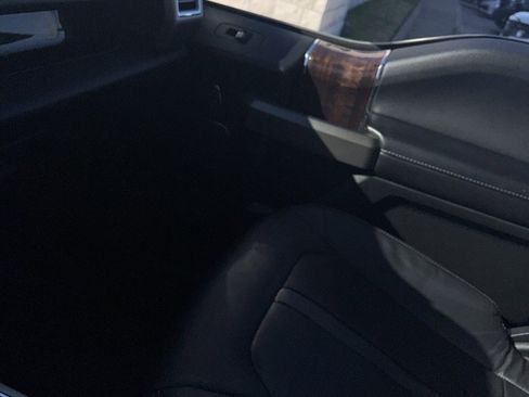 Used 2016 Ford F150 Platinum w/ Technology Package image 9