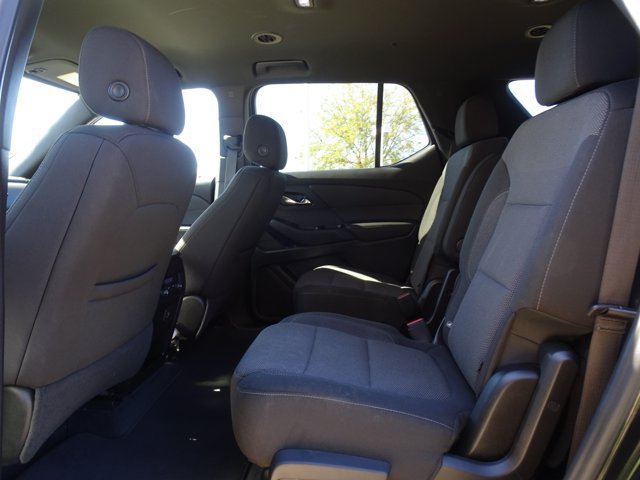 Used 2023 Chevrolet Traverse LT FWD image 15