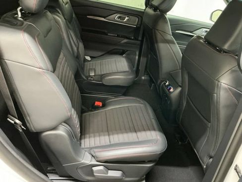New 2026 Ford Explorer ST-Line w/ ST-Line Street Pack AWD/4WD image 21