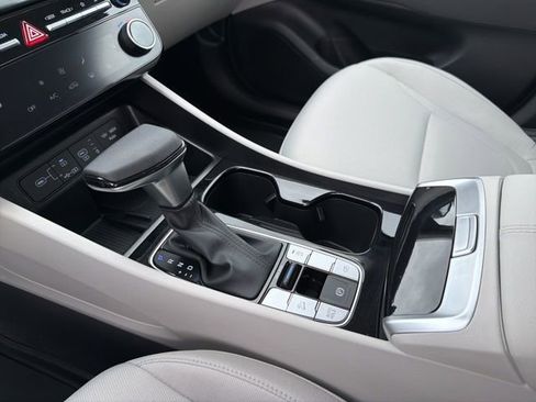 Certified 2025 Hyundai Tucson SEL FWD image 19