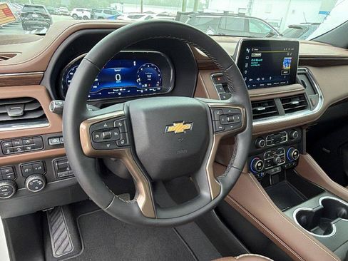 Used 2023 Chevrolet Tahoe High Country AWD/4WD image 4