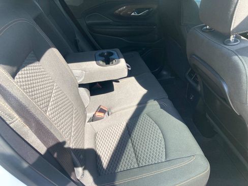 Used 2018 GMC Terrain SLE FWD image 15
