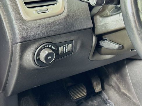 Used 2018 Jeep Compass Latitude w/ Popular Equipment Group image 10