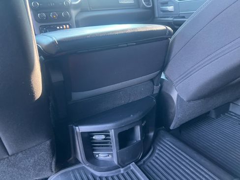 Used 2023 RAM 2500 Big Horn w/ Level 1 Equipment Group image 18