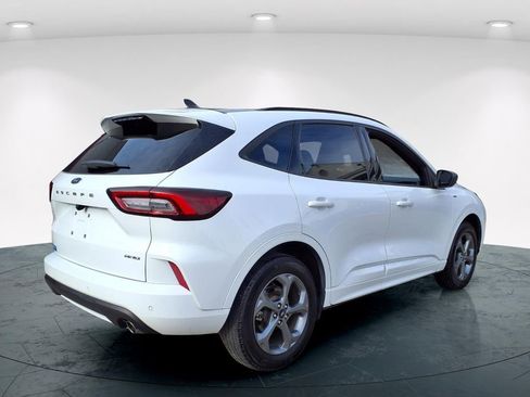 Used 2023 Ford Escape ST-Line w/ Tech Pack #1 image 3