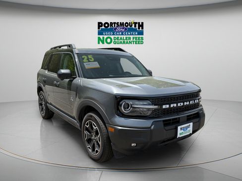 Certified 2025 Ford Bronco Sport Outer Banks w/ Outer Banks Tech Package+ AWD/4WD image 32