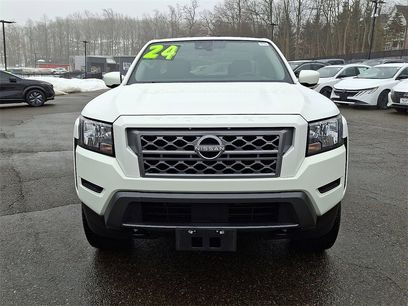 Used 2024 Nissan Frontier SV w/ Technology Package