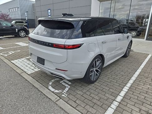 Certified 2025 Land Rover Range Rover Sport Autobiography image 5