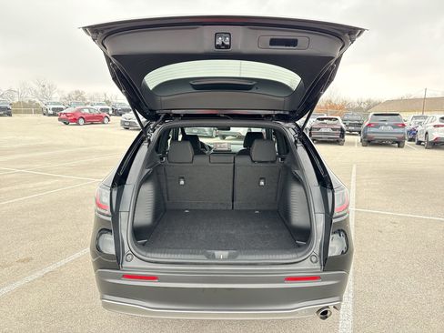 Used 2025 Honda HR-V Sport image 27