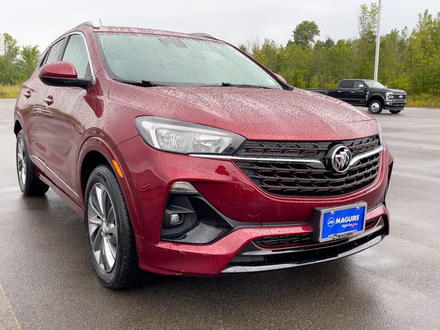 Used 2023 Buick Encore GX Select w/ Sport Touring Package FWD image 4