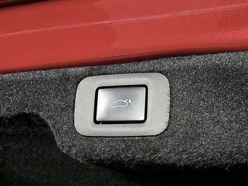 Used 2020 Lexus LS 500 w/ Luxury Package image 32