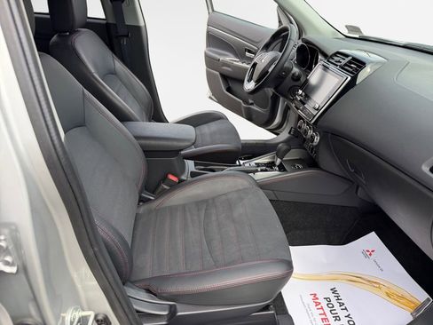 Used 2024 Mitsubishi Outlander Sport SE image 26