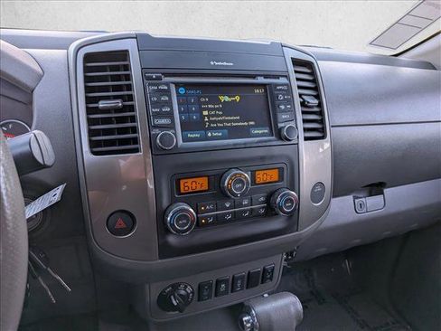 Used 2018 Nissan Frontier SL AWD/4WD image 20