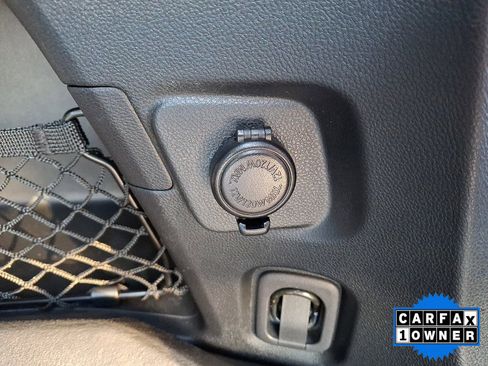 Certified 2025 Subaru Outback Limited image 46