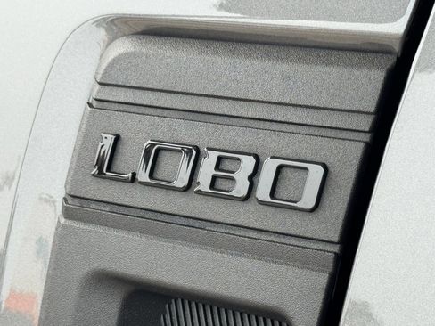 Used 2025 Ford Maverick Lobo AWD/4WD image 56
