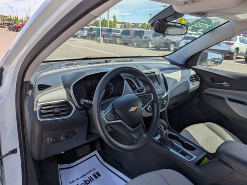 Certified 2022 Chevrolet Equinox LS w/ LPO, Floor Liner Package AWD/4WD image 13