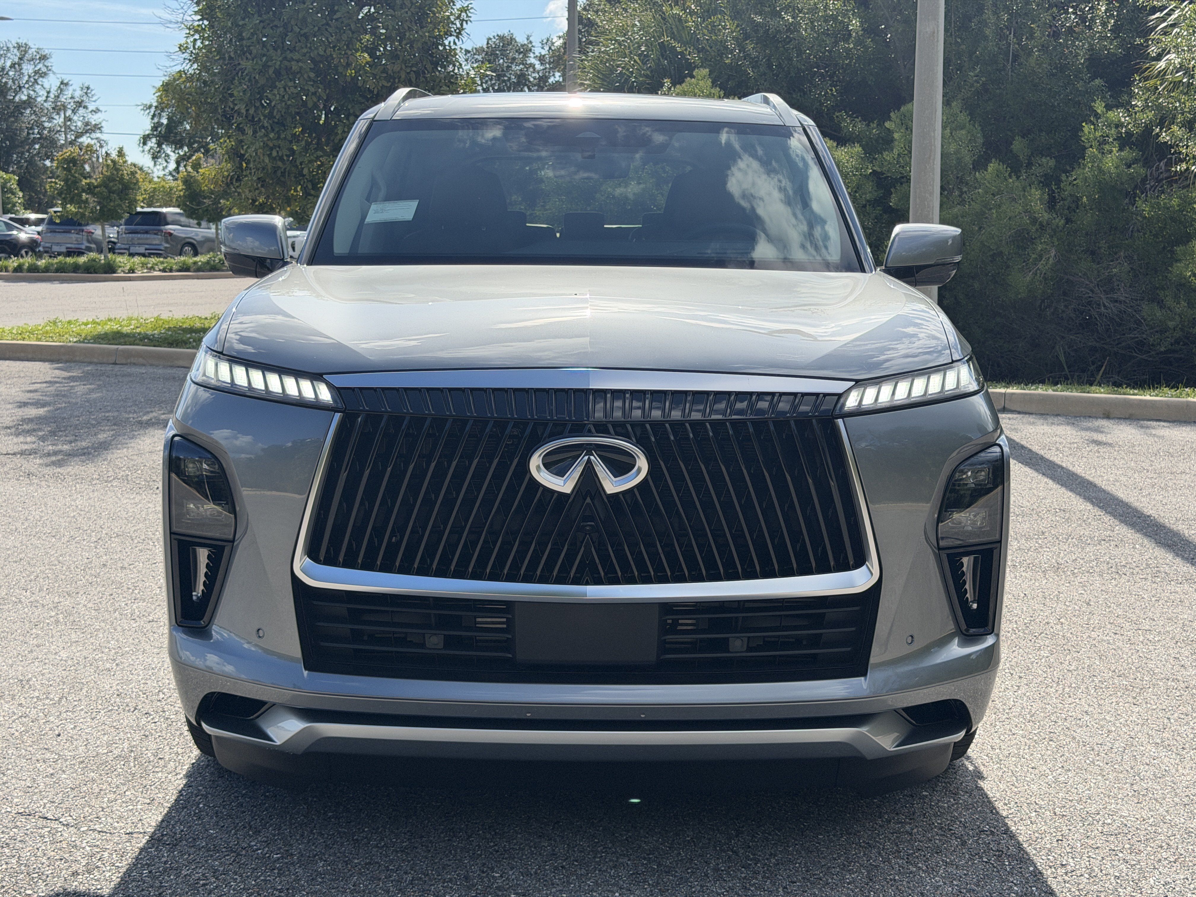 New 2027 INFINITI QX80 Luxe w/ Cargo Package RWD image 2
