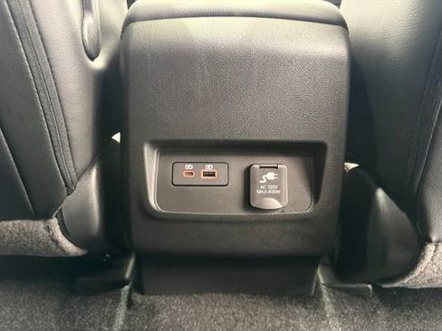 Used 2024 Nissan Frontier PRO-4X AWD/4WD image 27