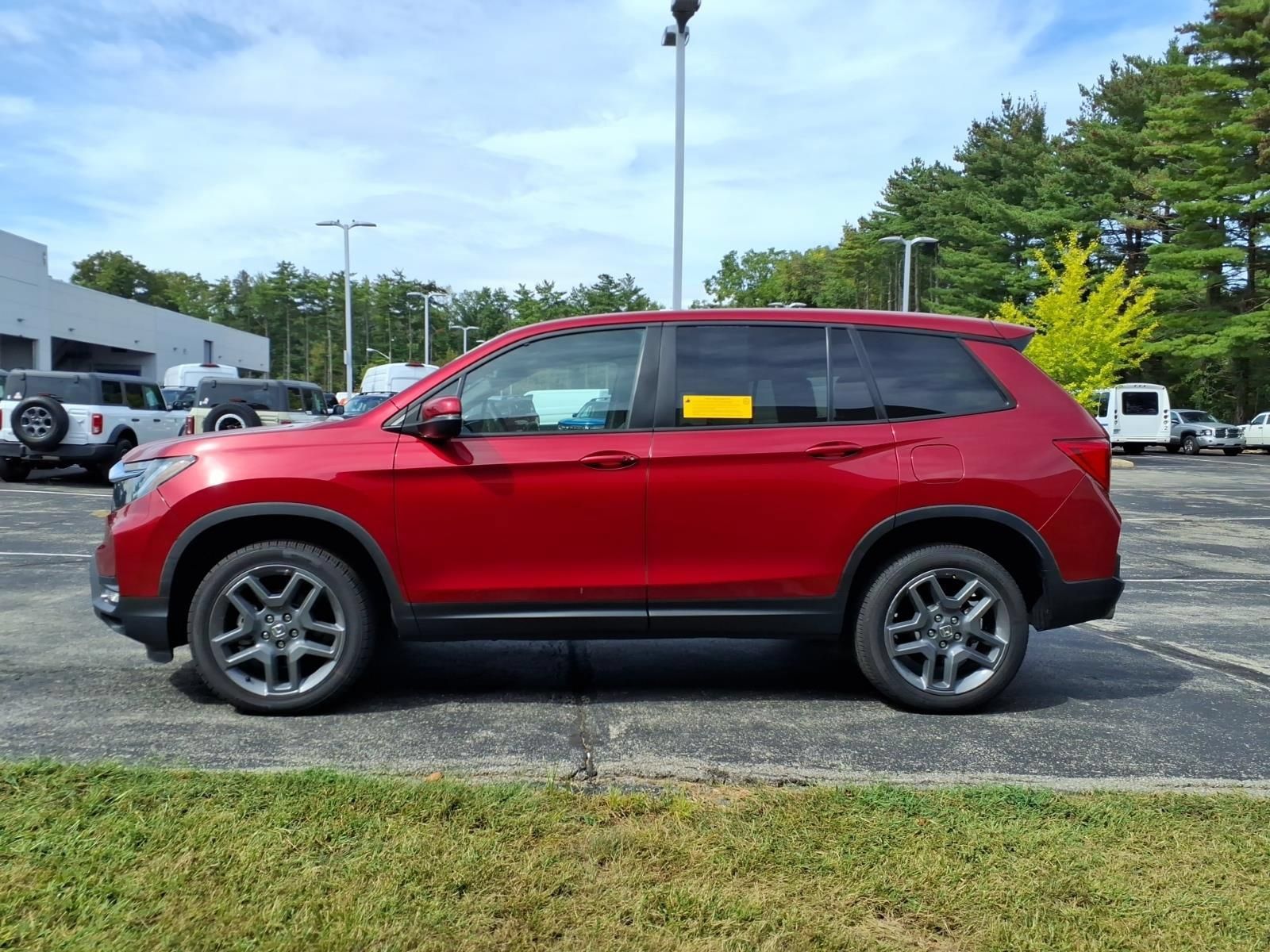 Used 2023 Honda Passport EX-L image 6