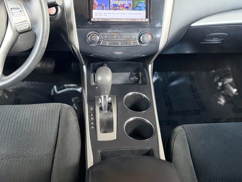 Used 2015 Nissan Altima 2.5 S w/ Power Driver Seat Package FWD image 29
