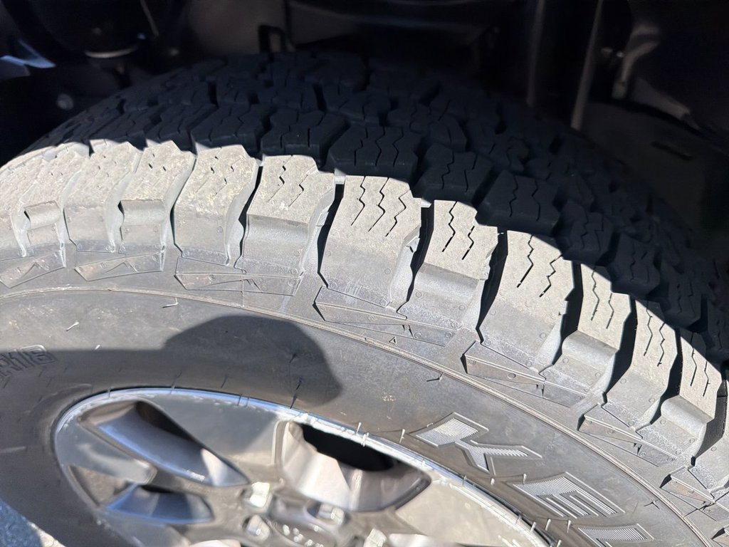 Used 2019 Jeep Wrangler Unlimited Sahara AWD/4WD image 29
