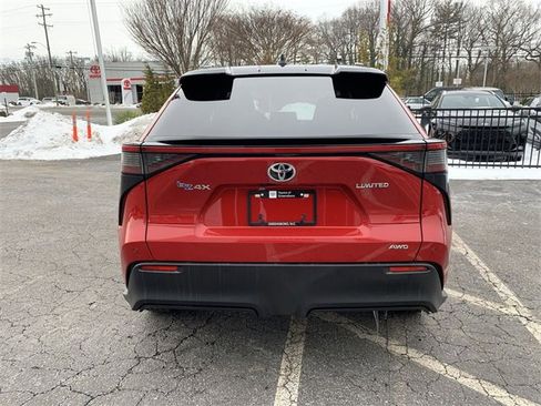 Used 2023 Toyota bZ4X Limited image 7